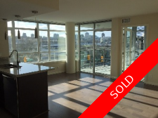 Vancouver Condo: PINNACLE LIVING 2 bedroom